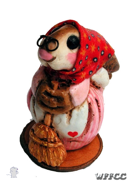 B-02_Housekeeping_Bunny_pink