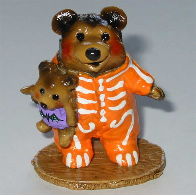 BB-10_Nightie_Bear_Fairy_Tales_orange_skeleton