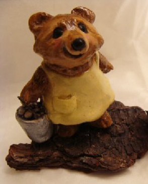 BR-02_Girl_Blueberry_Bear_yellow_dress
