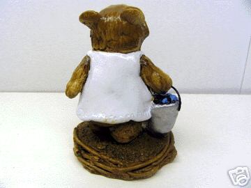 BR-02_Girl_Blueberry_Girl_white_back