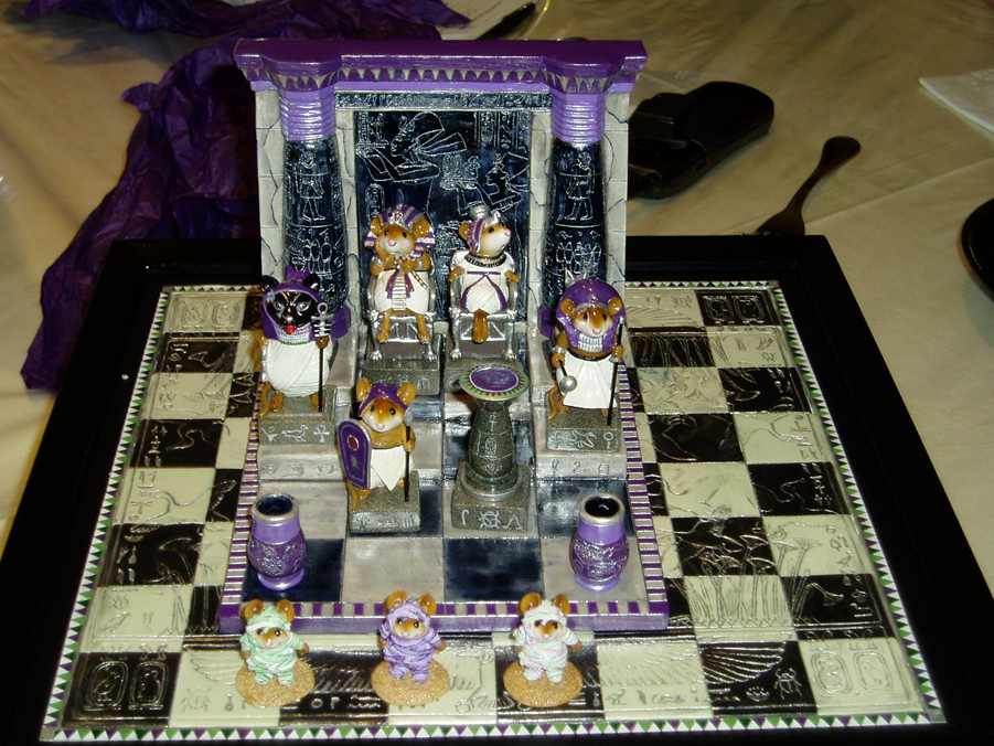 CS-01-07_Chess_Set_Fairy_Tales_purple