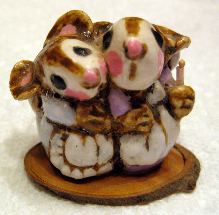 M-007_Two_Mice_with_Candle_blue_lavender