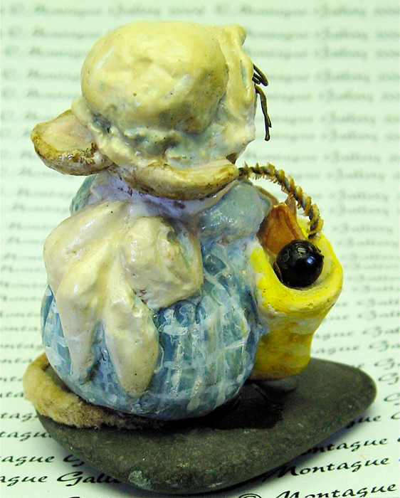 M-017a_Seedy_Mouse_back