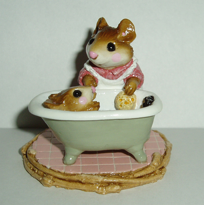 M-060_Mom_and_Squeaky_Clean_rose_dress