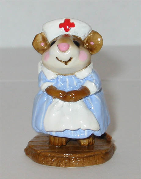 M-095_Mousey_Nurse_bluestripes