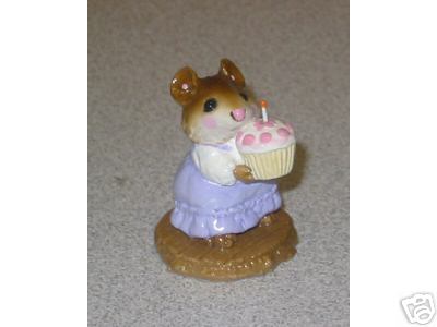M-099_Birthday_Girl_lavender
