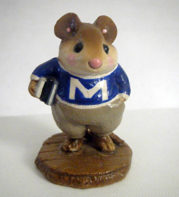 M-139_Mouse_on_Campus_navy_sweater_white_letter