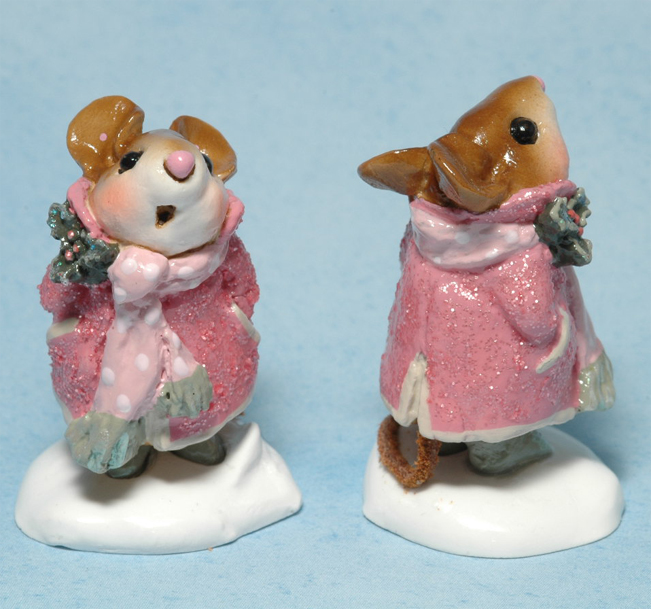 M-173a_The_Caroler_pink_pict2