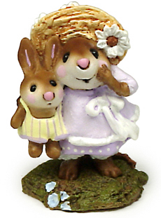 M-182_Miss_Daisy_lavender