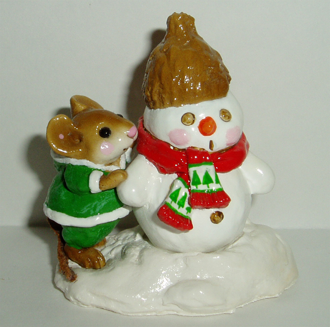 M-188_Snow_Buddies_green_snowsuit_red_scarf_trees