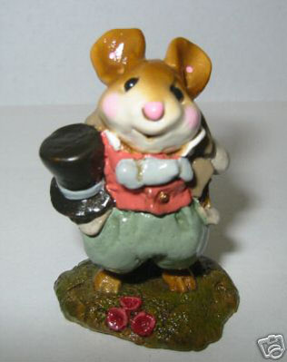 M-195a_Lord_Mousebatten_sage_green