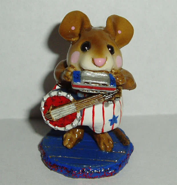 M-196a_One_Mouse_Band_white_pants_blue_base