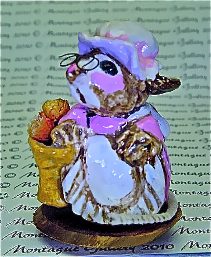 M-1a_Market_Mouse_pink_dress