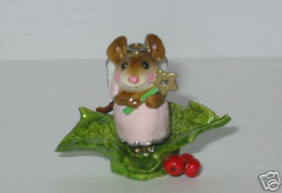 M-230_Little_Holly_Angel_pink