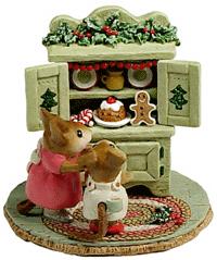 M-241_Christmas_Cupboard_green
