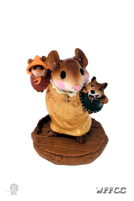 M-247_Puppet_Play_yellow