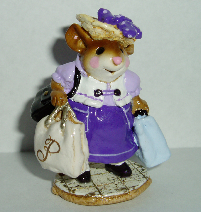 M-264_Mall_Mom_Presence_purple_and_lavender