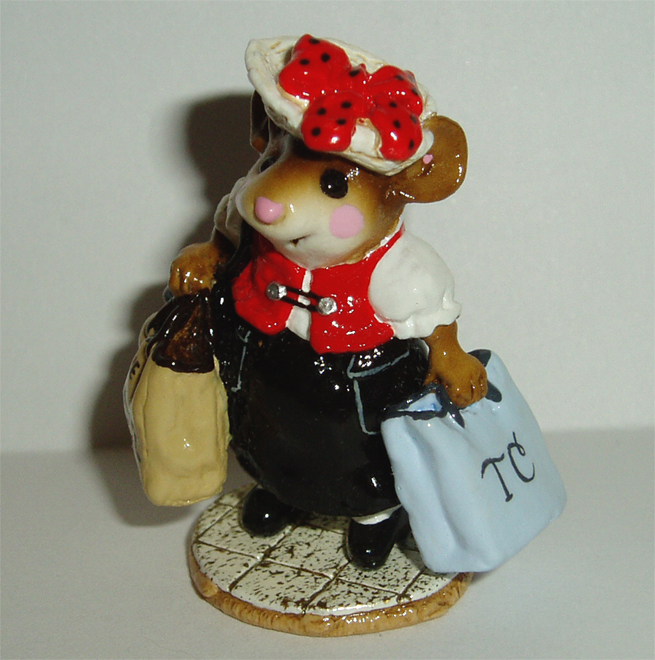 M-264_Mall_Mom_Tudor_Cottage_red_and_black
