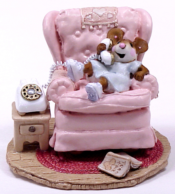 M-265_Hollys_Hotline_pink