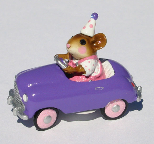 M-270a_Pedal_Pusher_Mouse_Expo