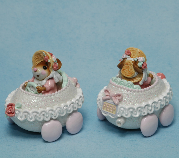 M-274a_Easter_Eggmobile_bonnet_pict2