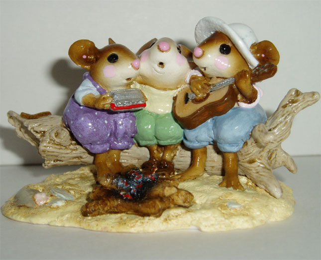 M-297_A_Wee_Folk_Song_Mole_Hole_Denver