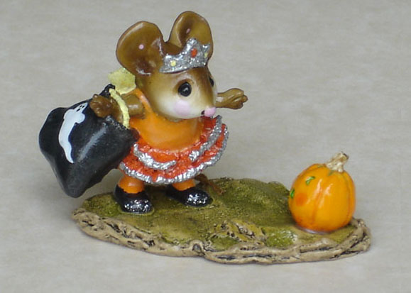M-299_The_Halloween_Princess_Creative_Hands