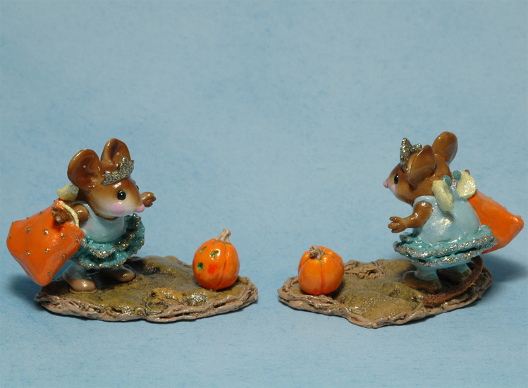 M-299_The_Halloween_Princess_teal_pict2
