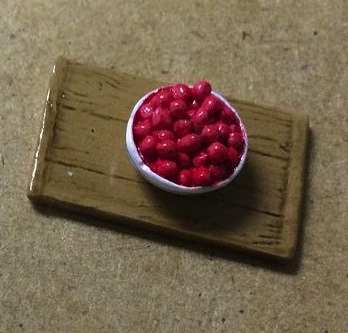 M-302y Bowl of Berries