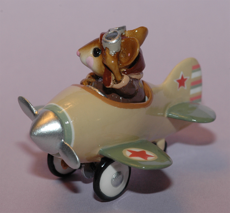M-309_Pedal_Plane_Mouse_Social2007_tan_back