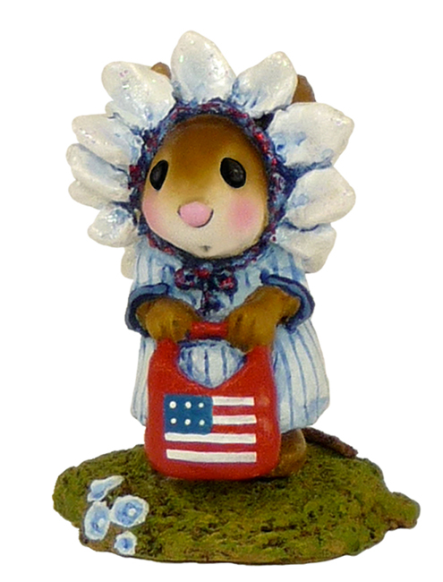 M-338a_Daisy_Dress_Up