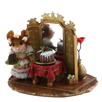 M-423_The_Elegant_Hostess_red