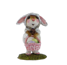 M-433_Mommys_Little_Lamb