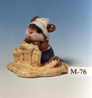 M-076 Beach Mousey