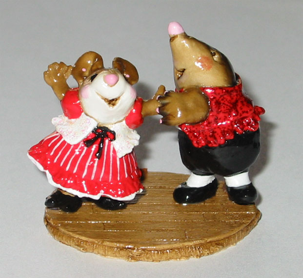 MMO-2_Do_si_do_Whimsey_Hollow_red_dress