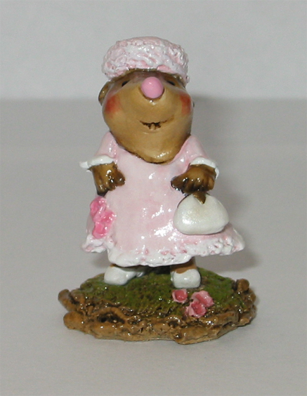 MO-05_Jackie_O._Mole_pink