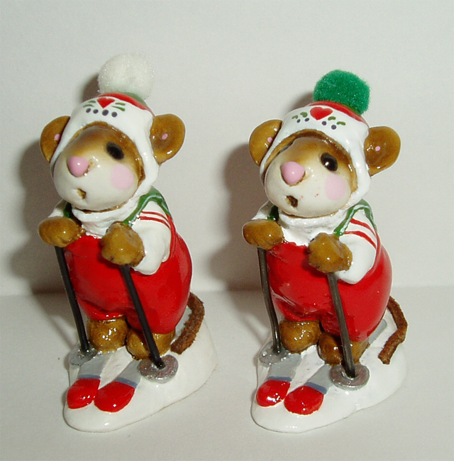 MS-09_Skier_Mouse_red_pants_white_shirt_both