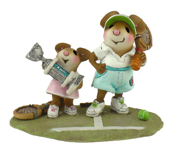 MS-27a_Tennis_Champs_with_Mini_Winnie