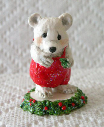 NoNum_Christmas_Polar_Bear_red