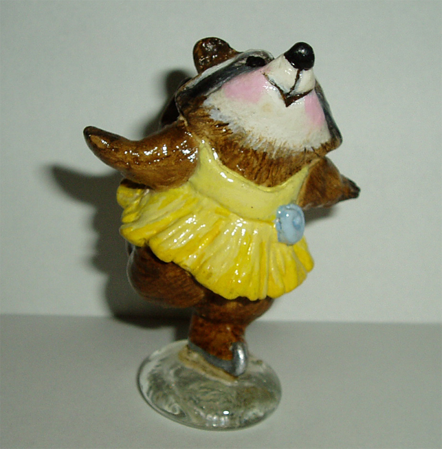 RCS-1_Raccoon_Skater_yellow_dress