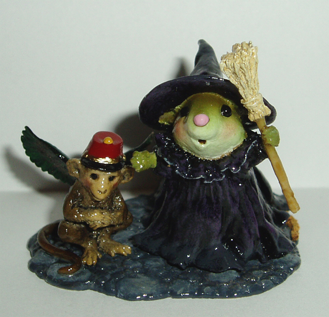 WWO-2_Witch_and_Winged_Monkey