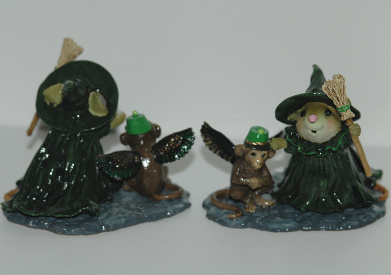 WWO-2_Witch_and_Winged_Monkey_Emerald_City