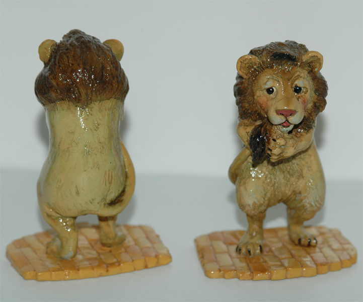 WWO-5_Cowardly_Lion_Emerald_City